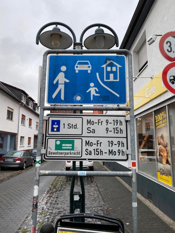 Hexenhaeuschen Dreieichenhain Екстериор снимка